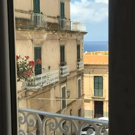 فندق مبيت وإفطار Costa Degli Dei تروبيا