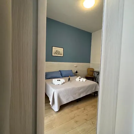 Frühstückspension Costa Degli Dei 4*